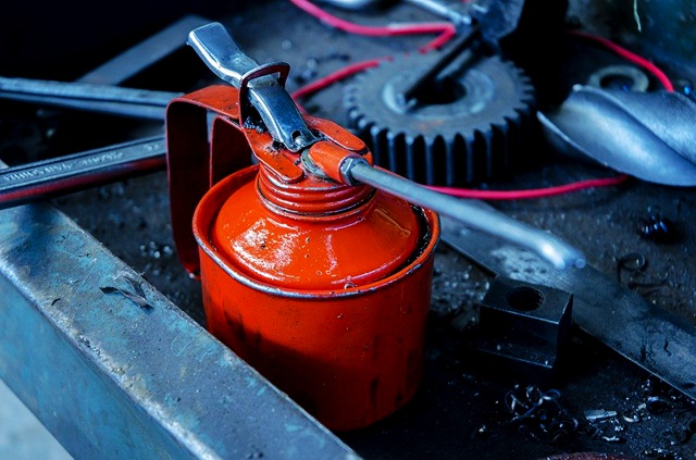 龍門加工中心保持精度日常保養方法